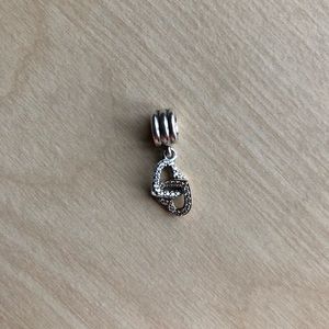 💯 % Authentic Pandora Charm